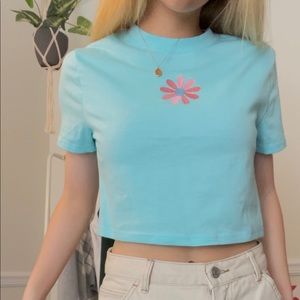 Hippy Cropped Flower top!!🤍